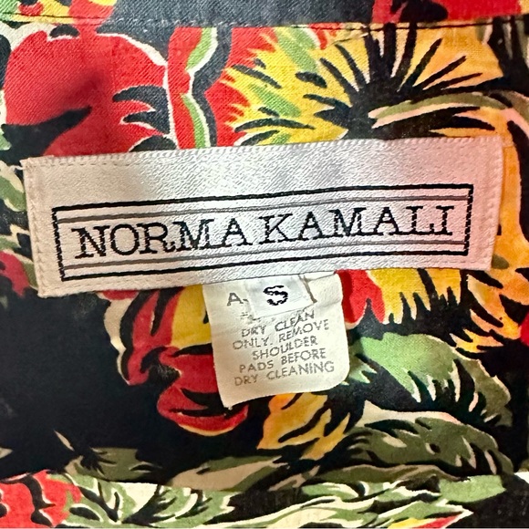 Vintage Norma Kamali black floral button up with shoulder pads size S - Picture 8 of 8